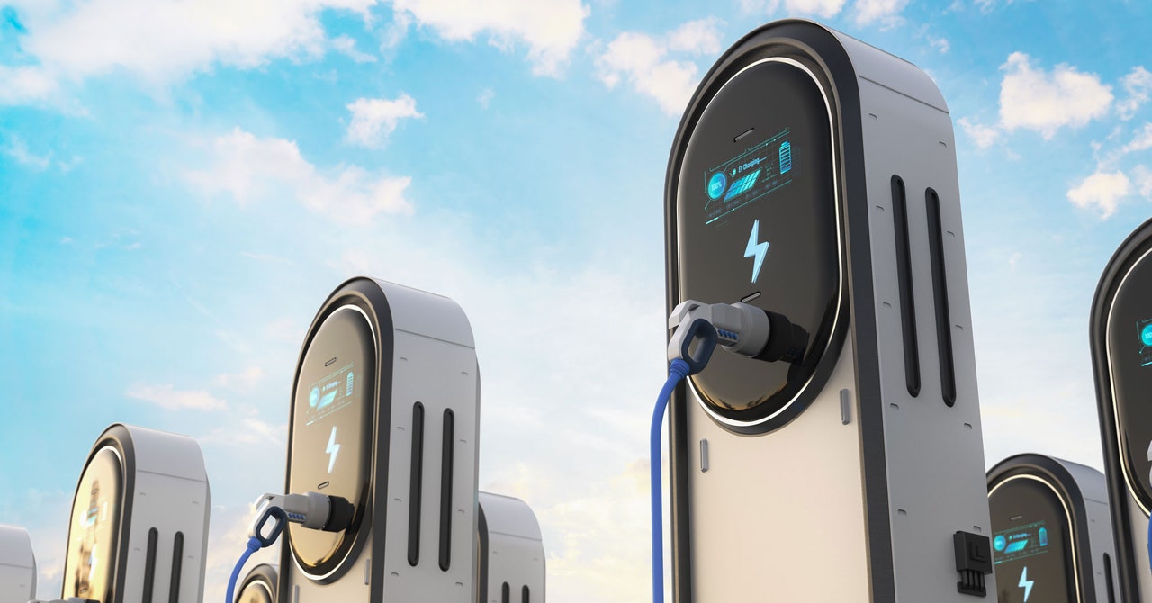 Universal Plug-and-Charge for EV Charging Stations Is Set to Launch in 2025