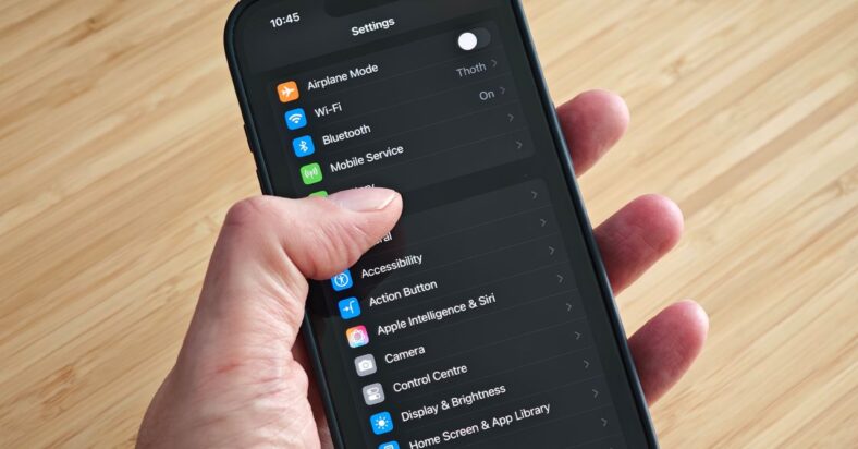 20 Key iPhone Settings to Change (2025) 20 Key iPhone Settings to Change (2025)