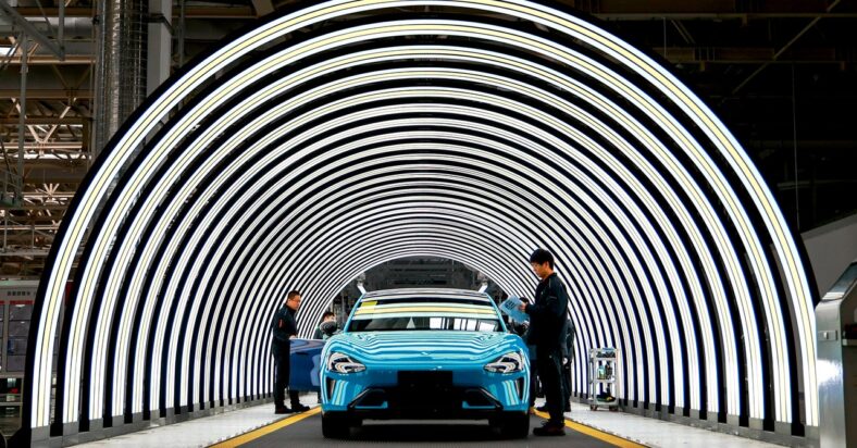 China’s Electric Vehicle Factories Have Become Tourist Hotspots China’s Electric Vehicle Factories Have Become Tourist Hotspots