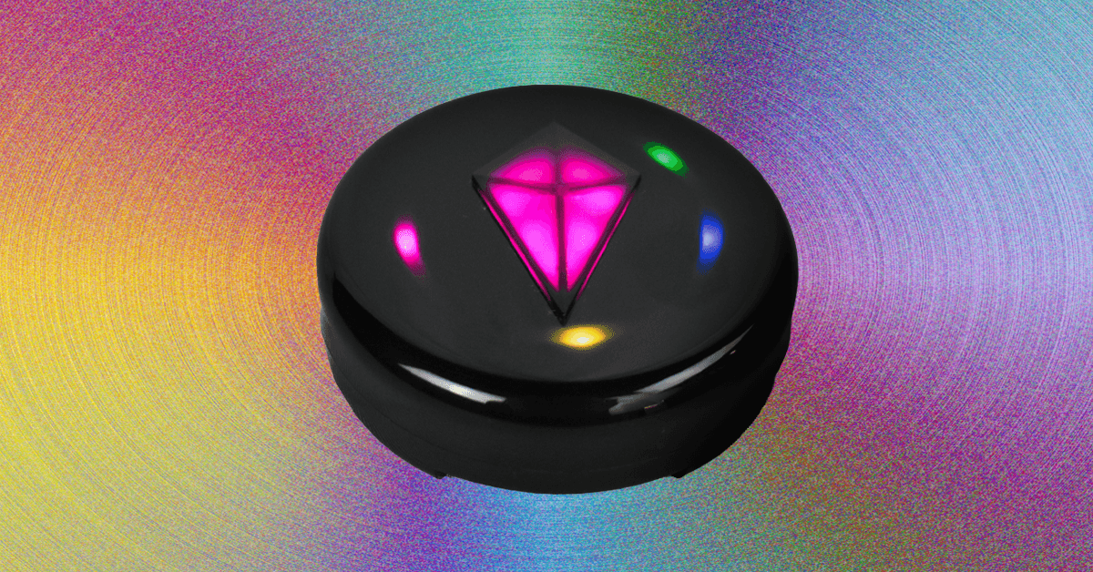 Totem Compass Review: Find Your Friends, No Reception Required Totem Compass Review: Find Your Friends, No Reception Required