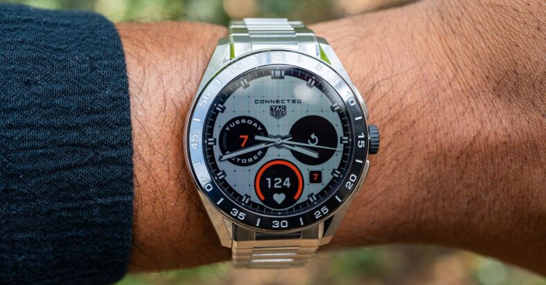TAG Heuer’s New Smartwatch Ditches Google’s Wear OS to Be Apple Friendly TAG Heuer’s New Smartwatch Ditches Google’s Wear OS to Be Apple Friendly